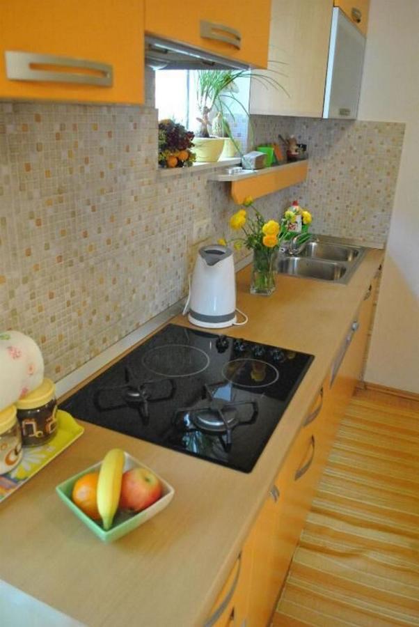 Apartment Vicko Omiš Eksteriør bilde