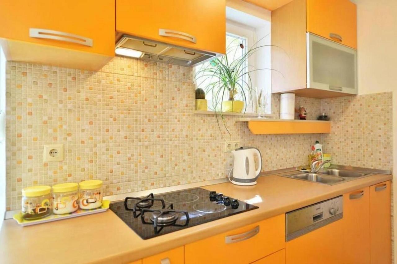 Apartment Vicko Omiš Eksteriør bilde