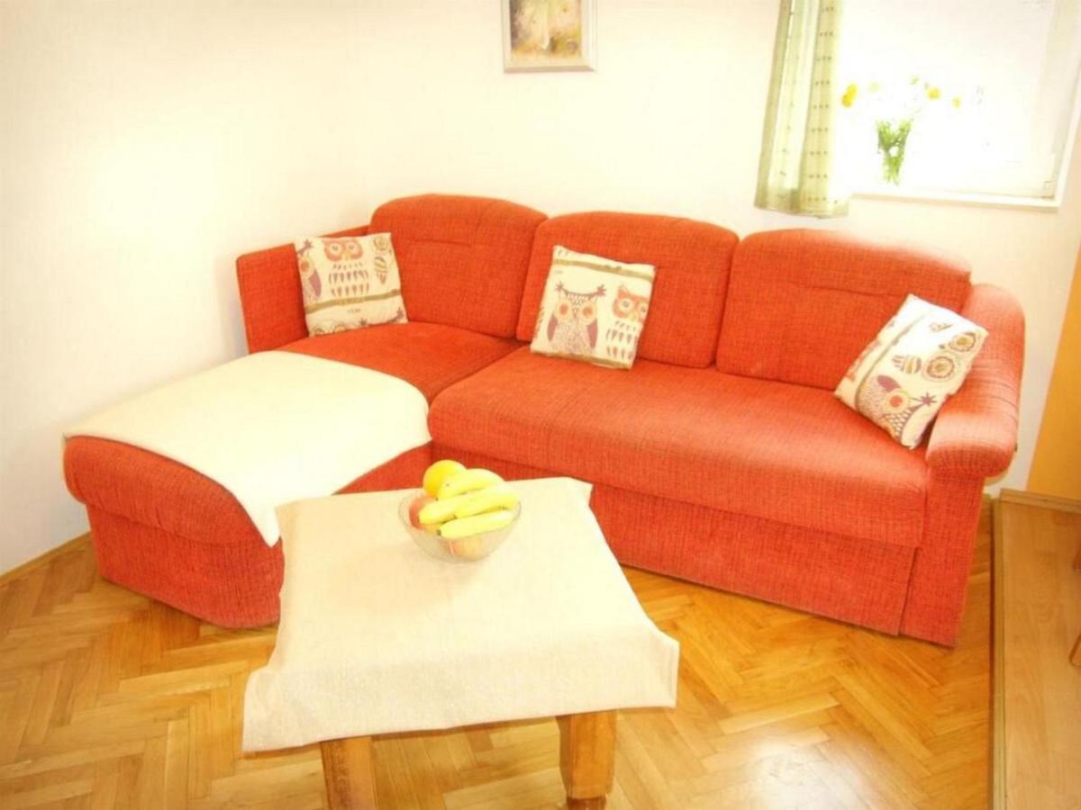 Apartment Vicko Omiš Eksteriør bilde