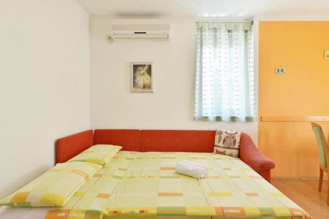 Apartment Vicko Omiš Eksteriør bilde
